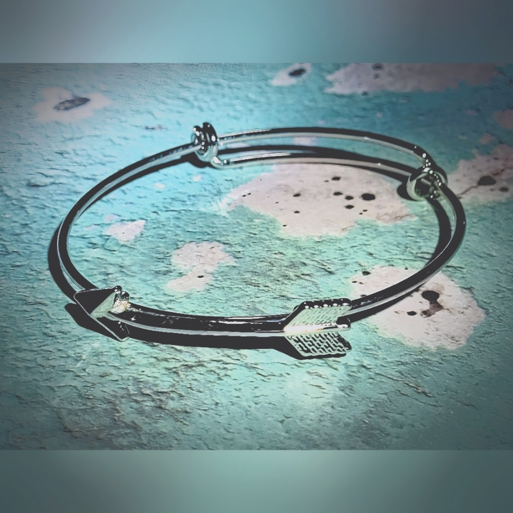 Silver Plated Arrow Bracelet